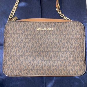 Michael Kors Crossbody